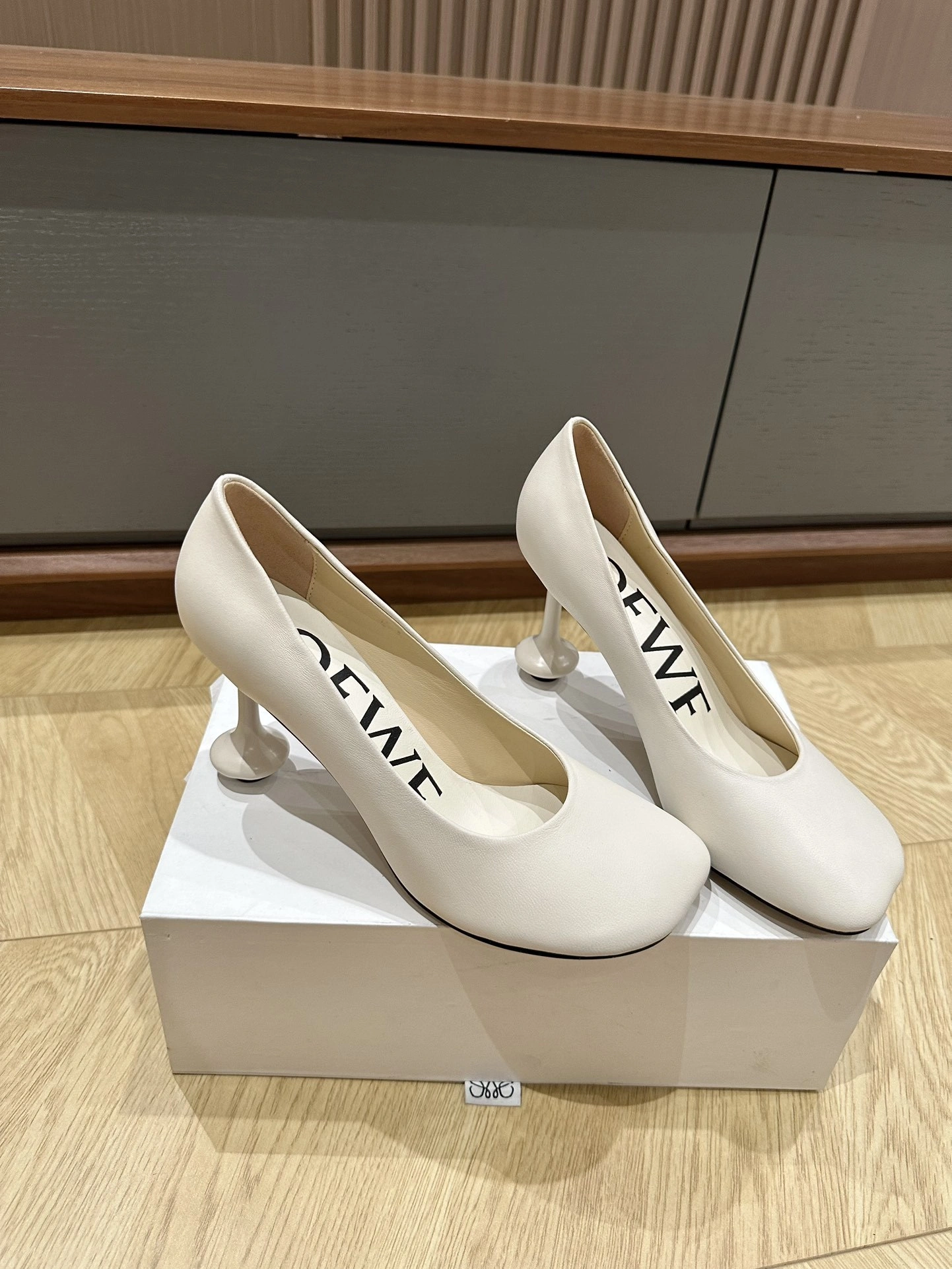 COCO-- 8o5w5 L814S01X64-2100 Calfskin sheepskin Heel height：8.5CM item:E-X000C2013